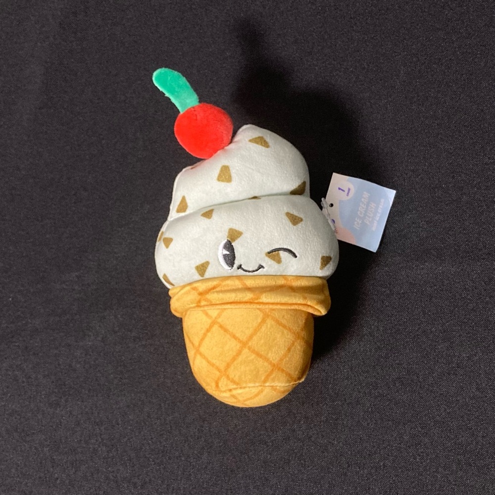 ⭐️ Target Mini Mint Chocolate Chip Ice Cream Cone Squishy Plush